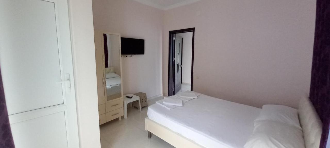 Guest House Marineza 고니오 외부 사진