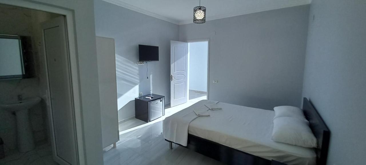 Guest House Marineza 고니오 외부 사진